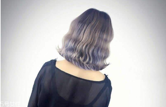 怎樣讓燙發(fā)更持久 想讓卷發(fā)更持久快來試試這幾招 怎樣讓燙發(fā)更持久 想讓卷發(fā)更持久快來試試這幾招