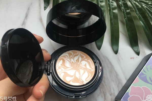 瓷肌氣墊cc霜怎么樣 國(guó)貨里的三好學(xué)生 瓷肌氣墊cc霜怎么樣 國(guó)貨里的三好學(xué)生