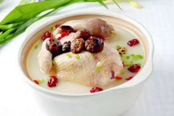 手腳冰涼缺什么 哪些人最易手冷腳冰 手腳冰涼缺什么 哪些人最易手冷腳冰