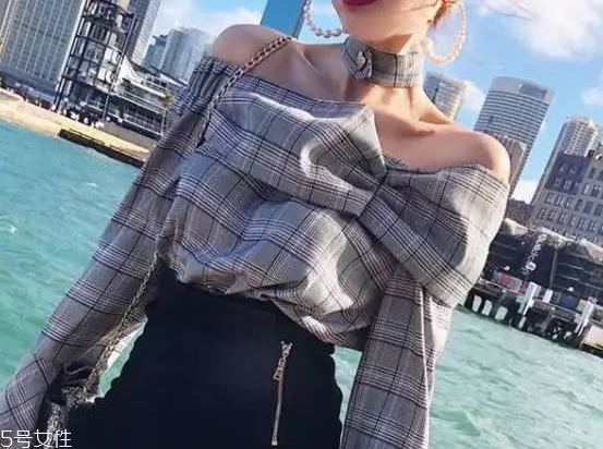 鎖骨怎么練才明顯圖解 3招效果立竿見(jiàn)影 鎖骨怎么練才明顯圖解 3招效果立竿見(jiàn)影