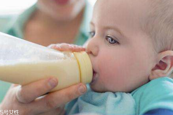 怎么泡嬰兒奶粉 避免錯誤沖泡方式 怎么泡嬰兒奶粉 避免錯誤沖泡方式