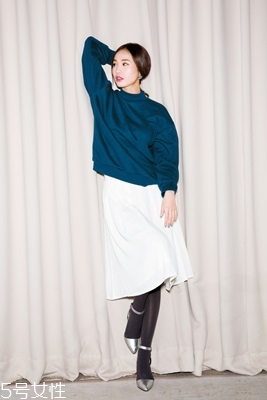 襪子和鞋子怎樣搭配 鞋襪最高級(jí)搭法 襪子和鞋子怎樣搭配 鞋襪最高級(jí)搭法