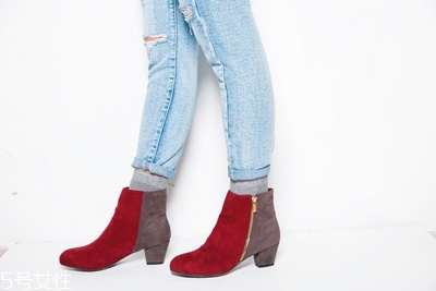 襪子和鞋子怎樣搭配 鞋襪最高級(jí)搭法 襪子和鞋子怎樣搭配 鞋襪最高級(jí)搭法