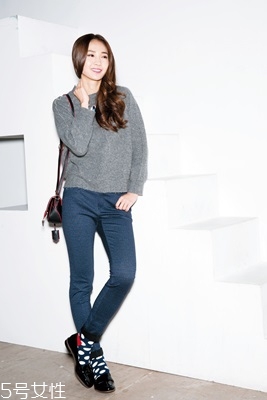 襪子和鞋子怎樣搭配 鞋襪最高級(jí)搭法 襪子和鞋子怎樣搭配 鞋襪最高級(jí)搭法