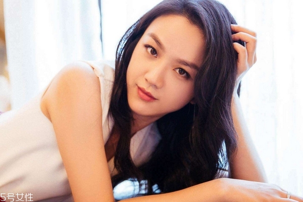 頭發(fā)靜電有什么危害 怎么解決 頭發(fā)靜電有什么危害 怎么解決