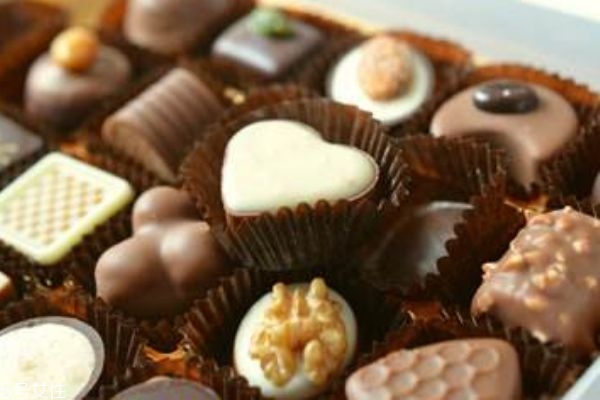 巧克力可以緩解痛經(jīng)嗎 緩解痛經(jīng)小妙招 巧克力可以緩解痛經(jīng)嗎 緩解痛經(jīng)小妙招