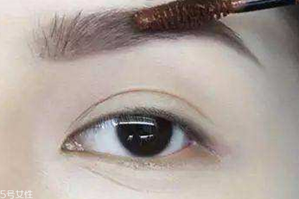 染眉膏怎么使用效果好 染眉膏達人級用法 染眉膏怎么使用效果好 染眉膏達人級用法