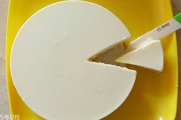 奶香芝士的食用方法 3種奶香芝士的吃法 奶香芝士的食用方法 3種奶香芝士的吃法