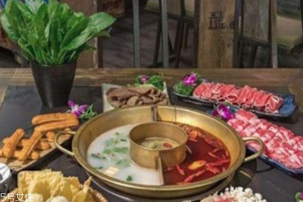 吃完火鍋吃什么清油脂 怎么吃火鍋不會(huì)胖 吃完火鍋吃什么清油脂 怎么吃火鍋不會(huì)胖