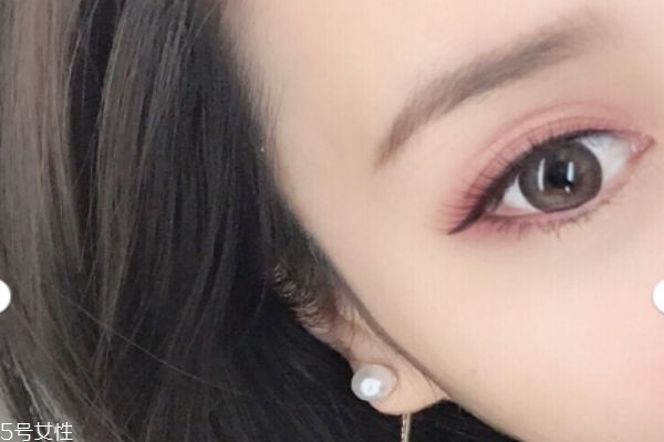 橘朵四色眼影好用嗎 橘朵四色眼影畫法 橘朵四色眼影好用嗎 橘朵四色眼影畫法