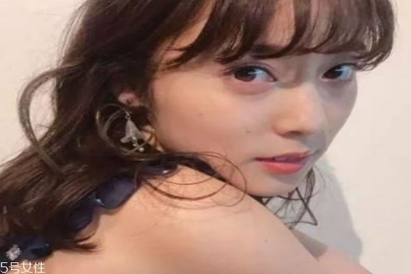 夜間精華白天能用嗎 美白精華是白天用還是晚上用 夜間精華白天能用嗎 美白精華是白天用還是晚上用