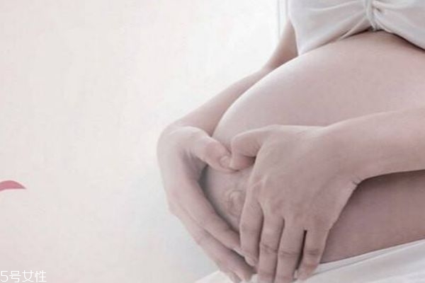 胎動(dòng)加快是怎么回事 胎動(dòng)是什么感覺 胎動(dòng)加快是怎么回事 胎動(dòng)是什么感覺