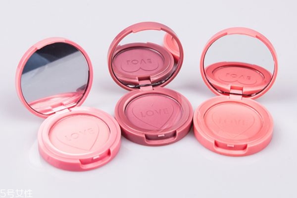 名創(chuàng)優(yōu)品口紅怎么樣 名創(chuàng)優(yōu)品彩妝干貨 名創(chuàng)優(yōu)品口紅怎么樣 名創(chuàng)優(yōu)品彩妝干貨