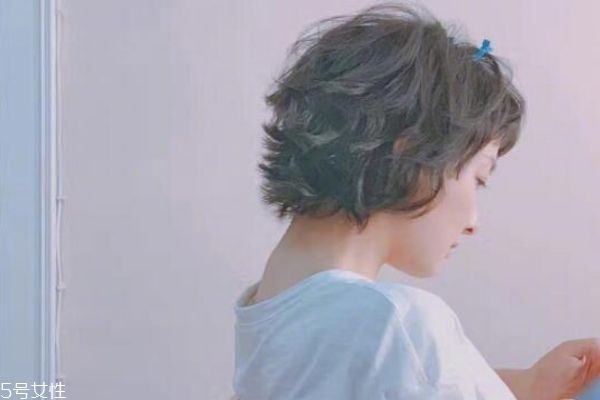 羊毛卷怎么卷 羊毛卷發(fā)型圖片 羊毛卷怎么卷 羊毛卷發(fā)型圖片