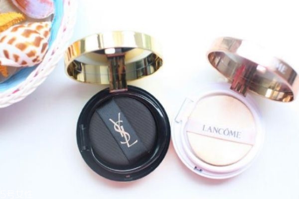 ysl墨水氣墊怎么樣 ysl墨水氣墊和蘭蔻氣墊對(duì)比 ysl墨水氣墊怎么樣 ysl墨水氣墊和蘭蔻氣墊對(duì)比