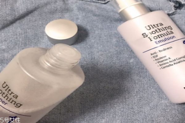 德妃紫蘇水能濕敷嗎 去除閉口小能手 德妃紫蘇水能濕敷嗎 去除閉口小能手