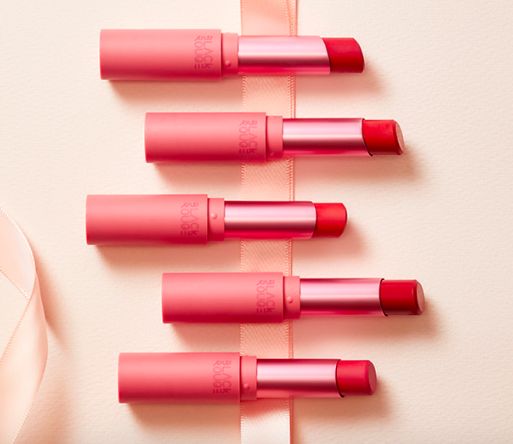顯白的紅色系口紅 精選10款顯白紅色調唇膏 顯白的紅色系口紅 精選10款顯白紅色調唇膏