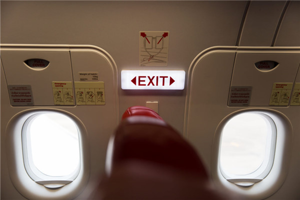 坐飛機(jī)的六大注意事項(xiàng) 坐飛機(jī)的六大注意事項(xiàng)