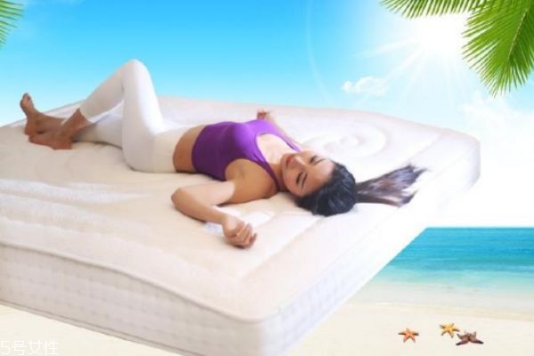 駝背是遺傳嗎 矯正駝背的幾種方法 駝背是遺傳嗎 矯正駝背的幾種方法