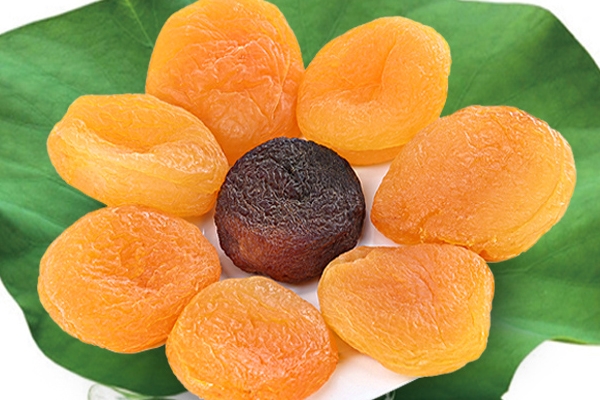 如何挑選杏干 杏干什么顏色才正常 如何挑選杏干 杏干什么顏色才正常