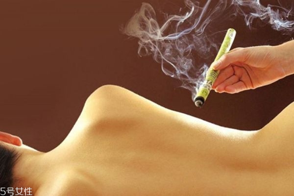 風(fēng)濕腿疼怎么緩解疼痛 教你幾招快速緩解疼痛 風(fēng)濕腿疼怎么緩解疼痛 教你幾招快速緩解疼痛