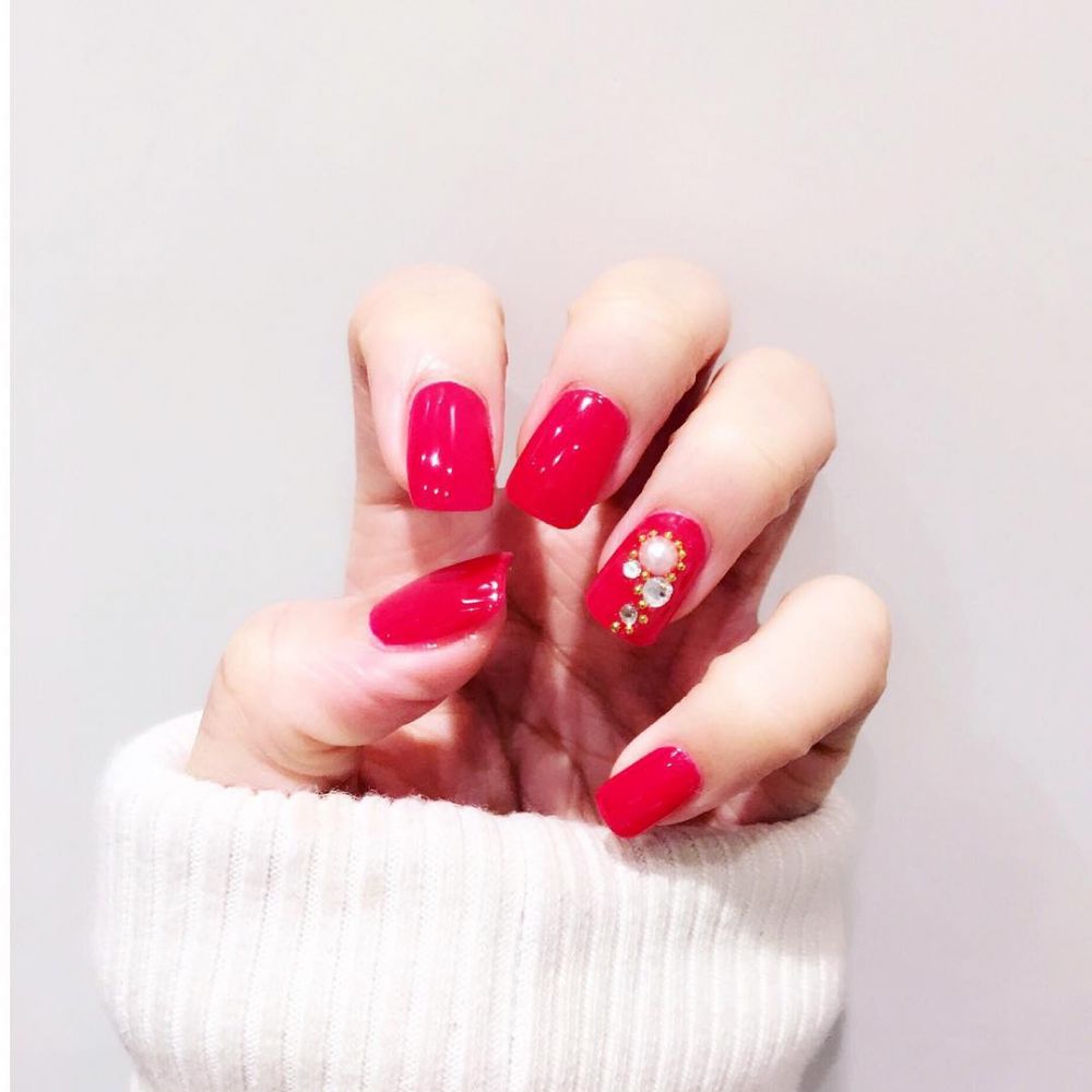 楓葉紅美甲圖片 冬季美甲楓葉紅 楓葉紅美甲圖片 冬季美甲楓葉紅