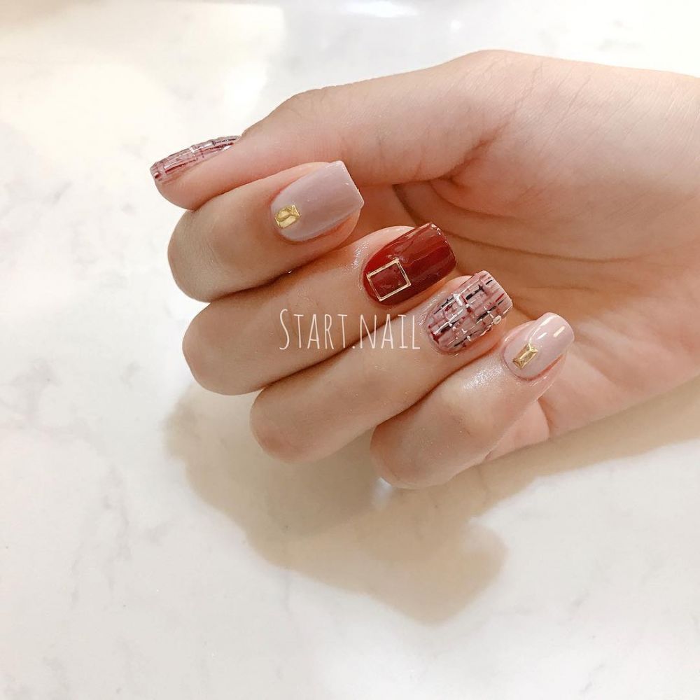 楓葉紅美甲圖片 冬季美甲楓葉紅 楓葉紅美甲圖片 冬季美甲楓葉紅