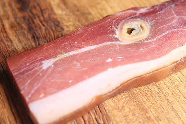 什么是去骨火腿 去骨火腿和壓型火腿的區(qū)別 什么是去骨火腿 去骨火腿和壓型火腿的區(qū)別