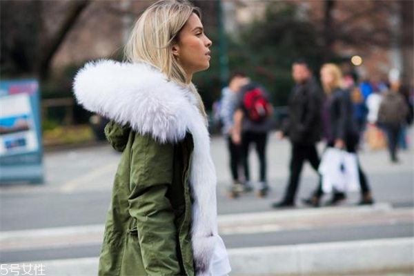 派克服適合多大年齡穿 溫暖與時尚共存 派克服適合多大年齡穿 溫暖與時尚共存