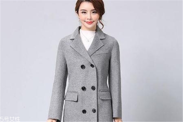 澳毛大衣會起球嗎 影響因素有很多 澳毛大衣會起球嗎 影響因素有很多