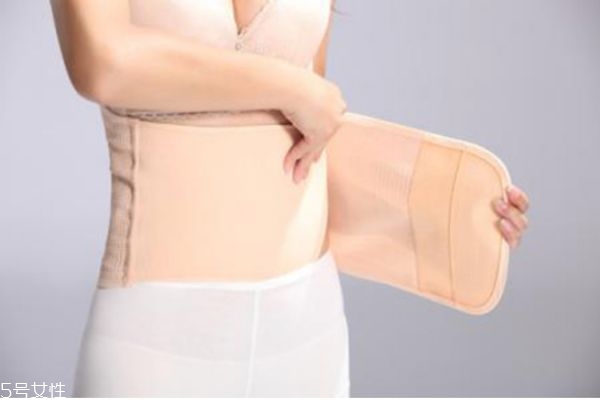 產后多久可以用收腹帶 收腹帶白天用好還是晚上用好 產后多久可以用收腹帶 收腹帶白天用好還是晚上用好