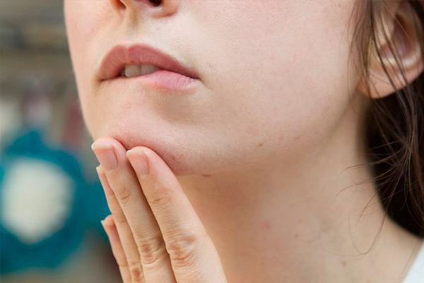 怎么區(qū)分脂肪粒和閉口 脂肪粒和閉口的區(qū)別 怎么區(qū)分脂肪粒和閉口 脂肪粒和閉口的區(qū)別