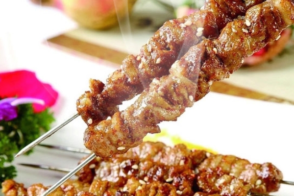 羊肉串用哪個部位的肉 這個部位的最好 羊肉串用哪個部位的肉 這個部位的最好