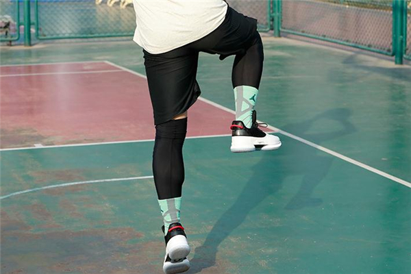 李寧韋德之道7實(shí)戰(zhàn)測(cè)評(píng) 國(guó)產(chǎn)球鞋的驕傲 李寧韋德之道7實(shí)戰(zhàn)測(cè)評(píng) 國(guó)產(chǎn)球鞋的驕傲