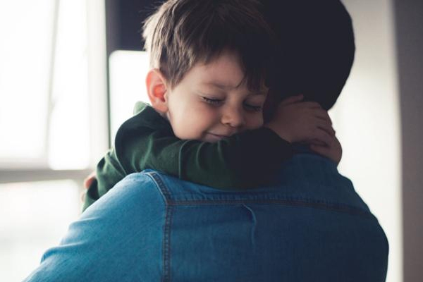 孩子缺安全感的表現(xiàn) 會(huì)常說這3句話 孩子缺安全感的表現(xiàn) 會(huì)常說這3句話