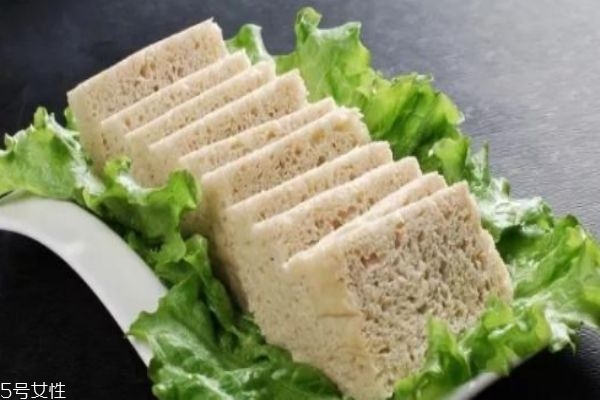 凍豆腐可以減肥嗎 凍豆腐怎么吃才能減肥 凍豆腐可以減肥嗎 凍豆腐怎么吃才能減肥