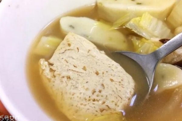 凍豆腐可以減肥嗎 凍豆腐怎么吃才能減肥 凍豆腐可以減肥嗎 凍豆腐怎么吃才能減肥