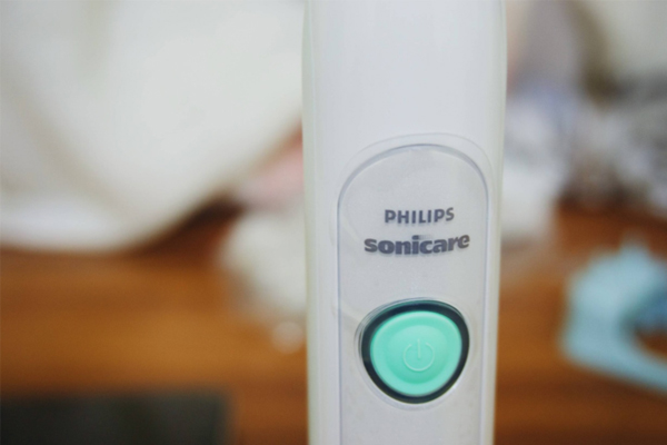 飛利浦電動牙刷hx6730怎么用 飛利浦hx6730怎么樣 飛利浦電動牙刷hx6730怎么用 飛利浦hx6730怎么樣