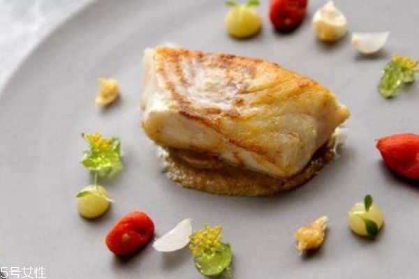 清蒸鱈魚蒸幾分鐘 時間不要太久 清蒸鱈魚蒸幾分鐘 時間不要太久