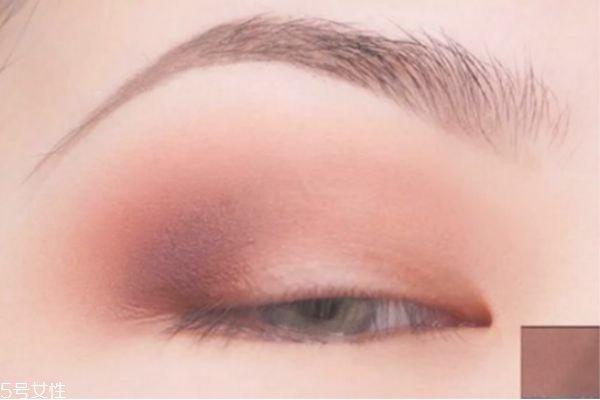 圣誕亮片妝怎么畫(huà) 圣誕眼妝怎么畫(huà) 圣誕亮片妝怎么畫(huà) 圣誕眼妝怎么畫(huà)