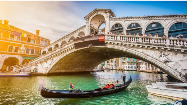 一生必去的15個旅游景點 絕世美景等著你 一生必去的15個旅游景點 絕世美景等著你