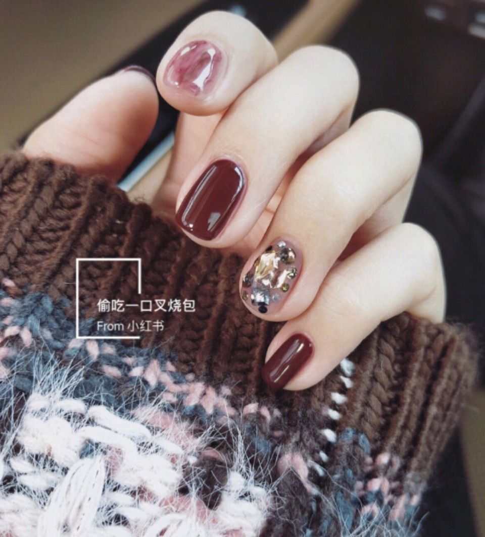 紅色美甲圖片2018秋冬 不同膚色顯白紅色系美甲 紅色美甲圖片2018秋冬 不同膚色顯白紅色系美甲