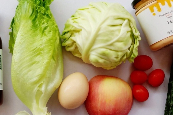 沙拉可以加熱嗎 看是什么沙拉 沙拉可以加熱嗎 看是什么沙拉