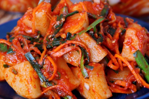 泡菜用什么容器泡最好 土陶和陶瓷罐是首選 泡菜用什么容器泡最好 土陶和陶瓷罐是首選