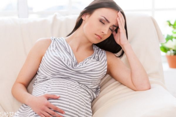 懷孕吃什么寶寶皮膚白 孕早期營(yíng)養(yǎng)提示 懷孕吃什么寶寶皮膚白 孕早期營(yíng)養(yǎng)提示