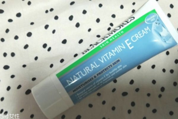 澳佳寶ve面霜膏體顏色 澳佳寶ve面霜油皮可以用嗎 澳佳寶ve面霜膏體顏色 澳佳寶ve面霜油皮可以用嗎