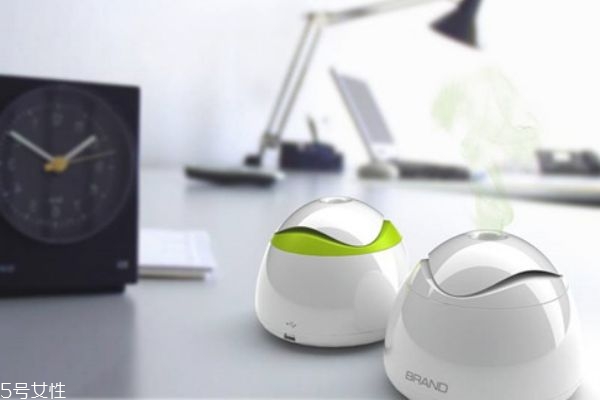 加濕器是有霧的好還是無霧的好 加濕器可以加熱水嗎 加濕器是有霧的好還是無霧的好 加濕器可以加熱水嗎