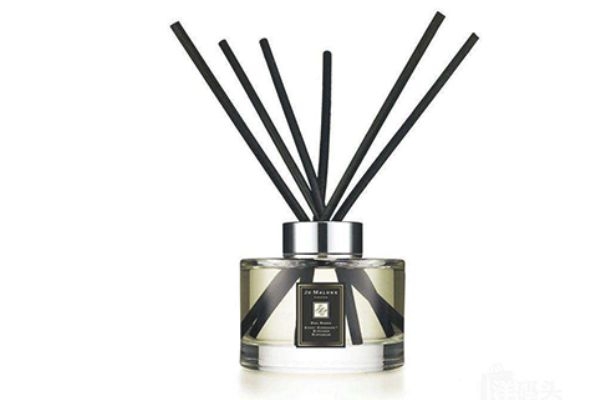 祖馬龍香薰藤條怎么用 祖馬龍香薰藤條放幾根 祖馬龍香薰藤條怎么用 祖馬龍香薰藤條放幾根