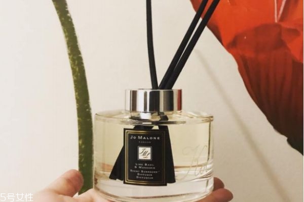 祖馬龍香薰藤條怎么用 祖馬龍香薰藤條放幾根 祖馬龍香薰藤條怎么用 祖馬龍香薰藤條放幾根