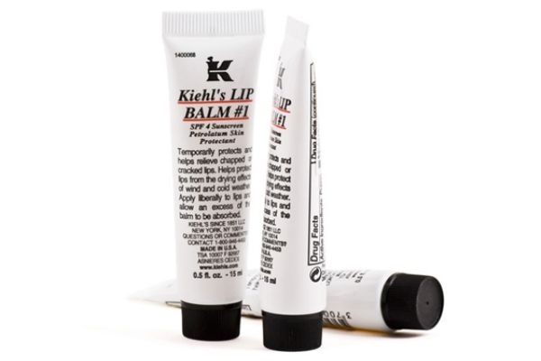 嘴唇干裂用什么唇膏 秋冬潤唇膏推薦 嘴唇干裂用什么唇膏 秋冬潤唇膏推薦